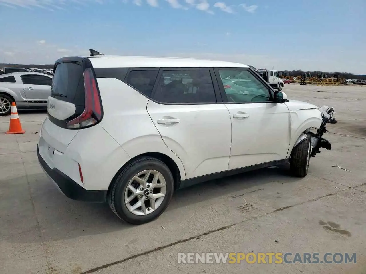 3 Photograph of a damaged car KNDJ23AU6R7899985 KIA SOUL 2024