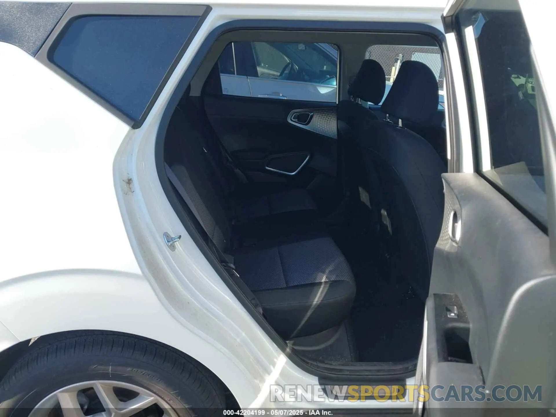 8 Photograph of a damaged car KNDJ23AU6R7914131 KIA SOUL 2024