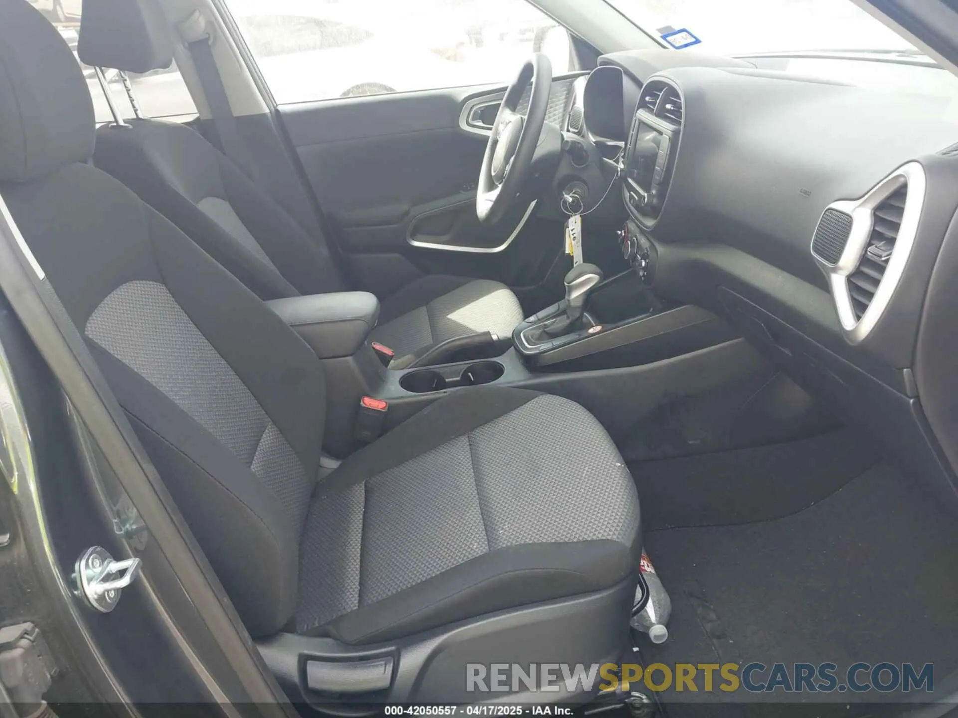 5 Photograph of a damaged car KNDJ23AU6R7916641 KIA SOUL 2024