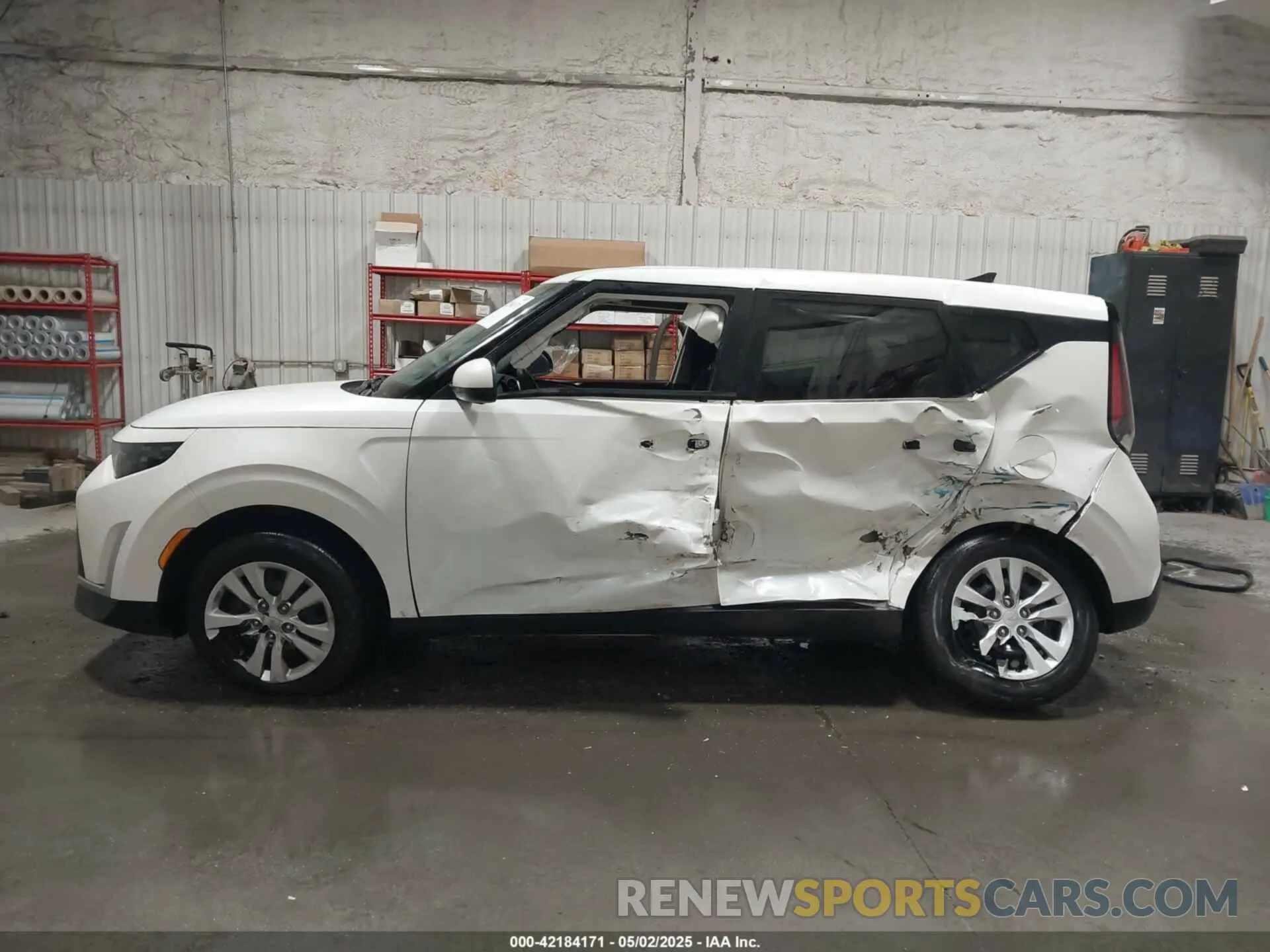 15 Photograph of a damaged car KNDJ23AU7R7231161 KIA SOUL 2024