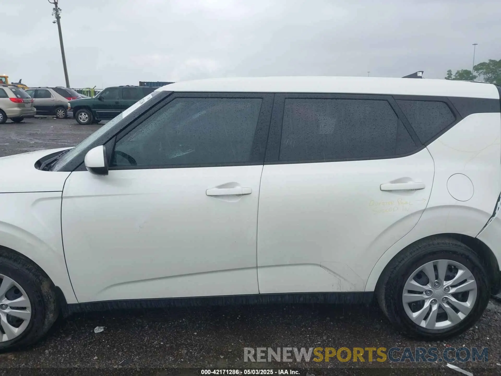 14 Photograph of a damaged car KNDJ23AU7R7906295 KIA SOUL 2024