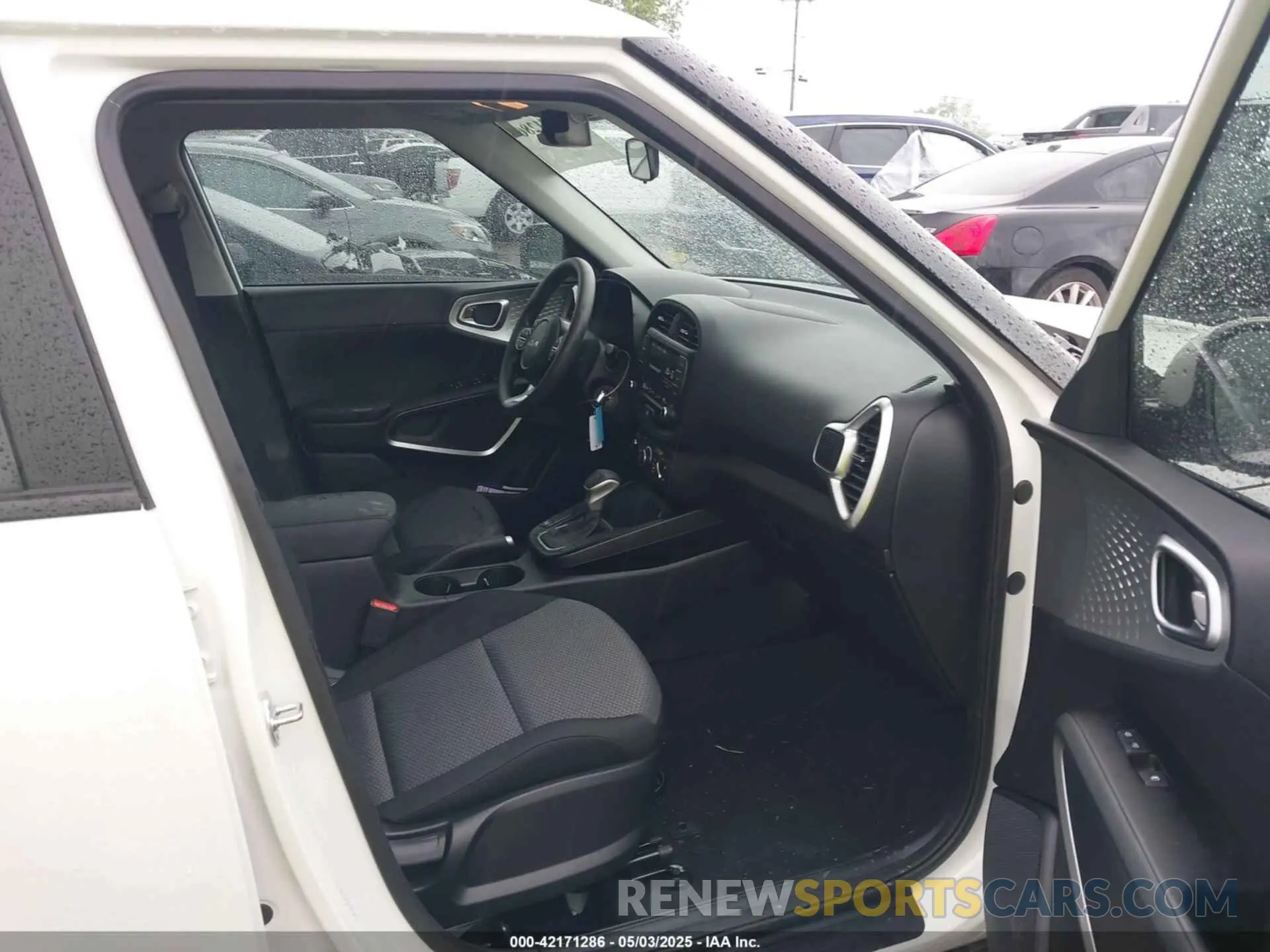 5 Photograph of a damaged car KNDJ23AU7R7906295 KIA SOUL 2024