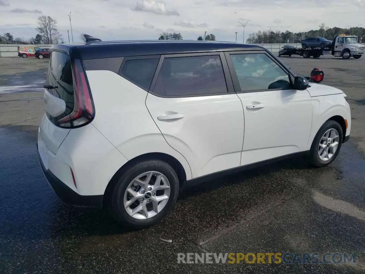 3 Photograph of a damaged car KNDJ23AU9R7231615 KIA SOUL 2024