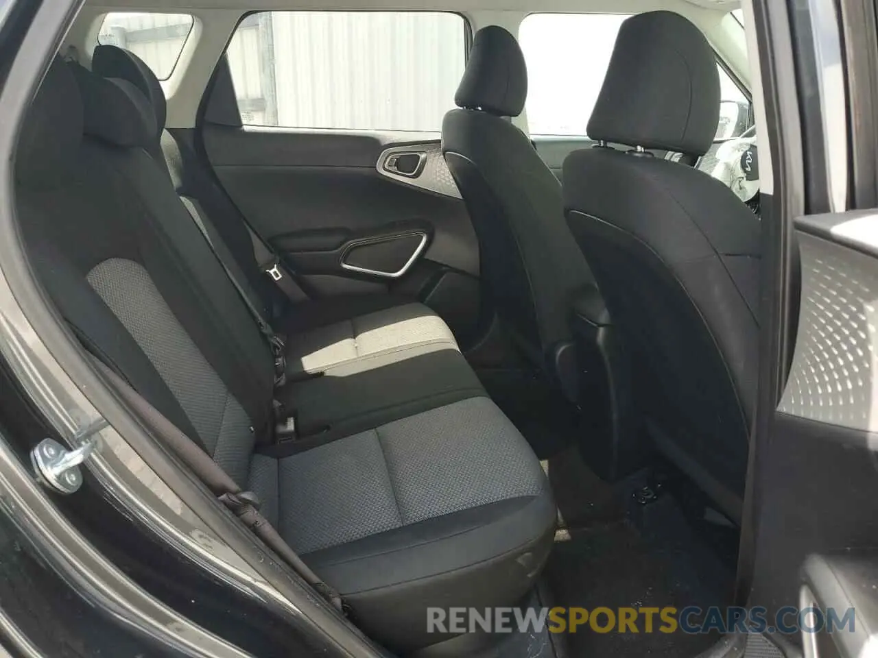10 Photograph of a damaged car KNDJ23AU9R7897227 KIA SOUL 2024