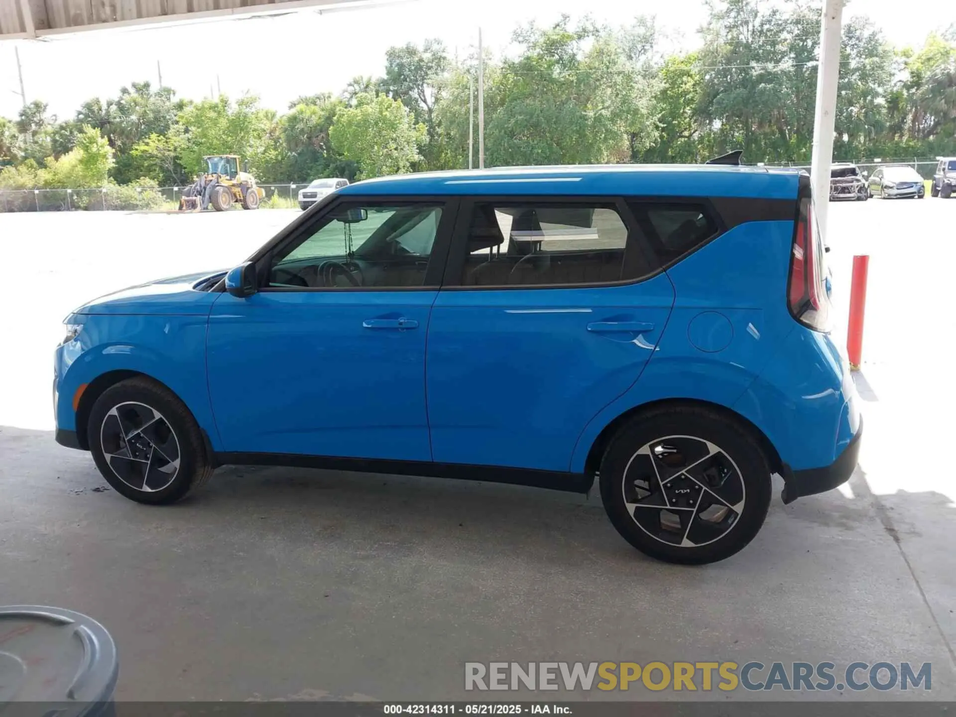 15 Photograph of a damaged car KNDJ33AU1R7225272 KIA SOUL 2024