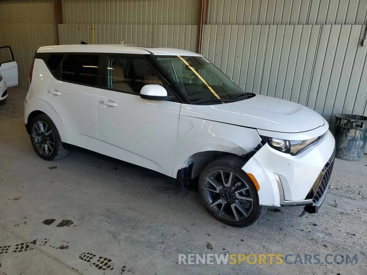 4 Photograph of a damaged car KNDJ33AU1R7227989 KIA SOUL 2024
