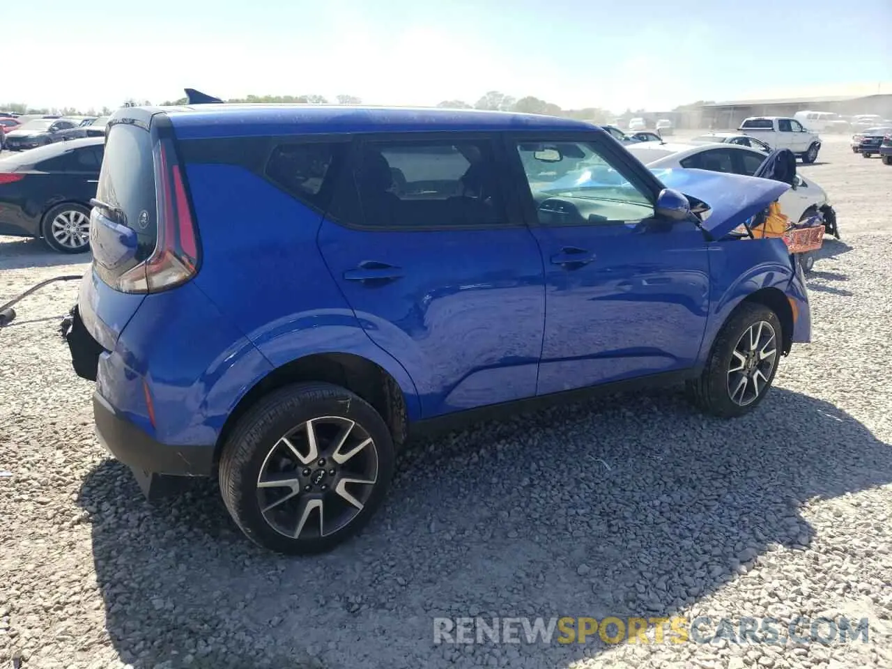 3 Photograph of a damaged car KNDJ33AU8R7221672 KIA SOUL 2024