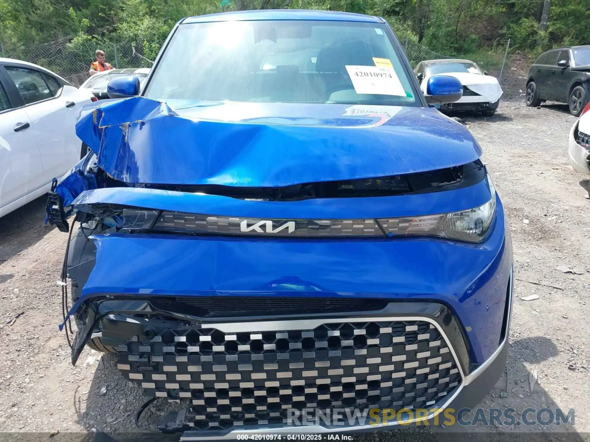 6 Photograph of a damaged car KNDJ33AU9R7236522 KIA SOUL 2024