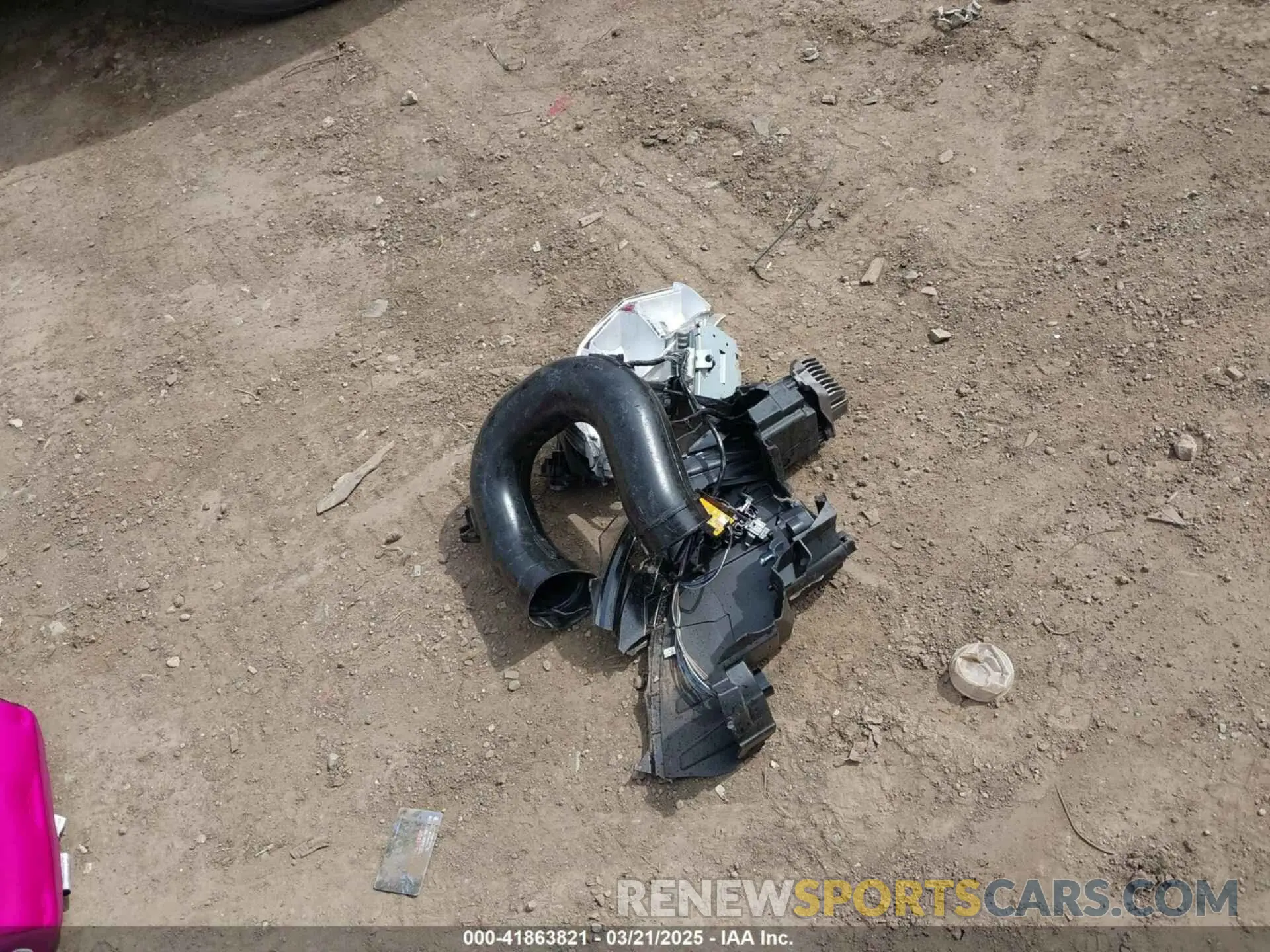12 Photograph of a damaged car KNDJ53AU1R7900869 KIA SOUL 2024
