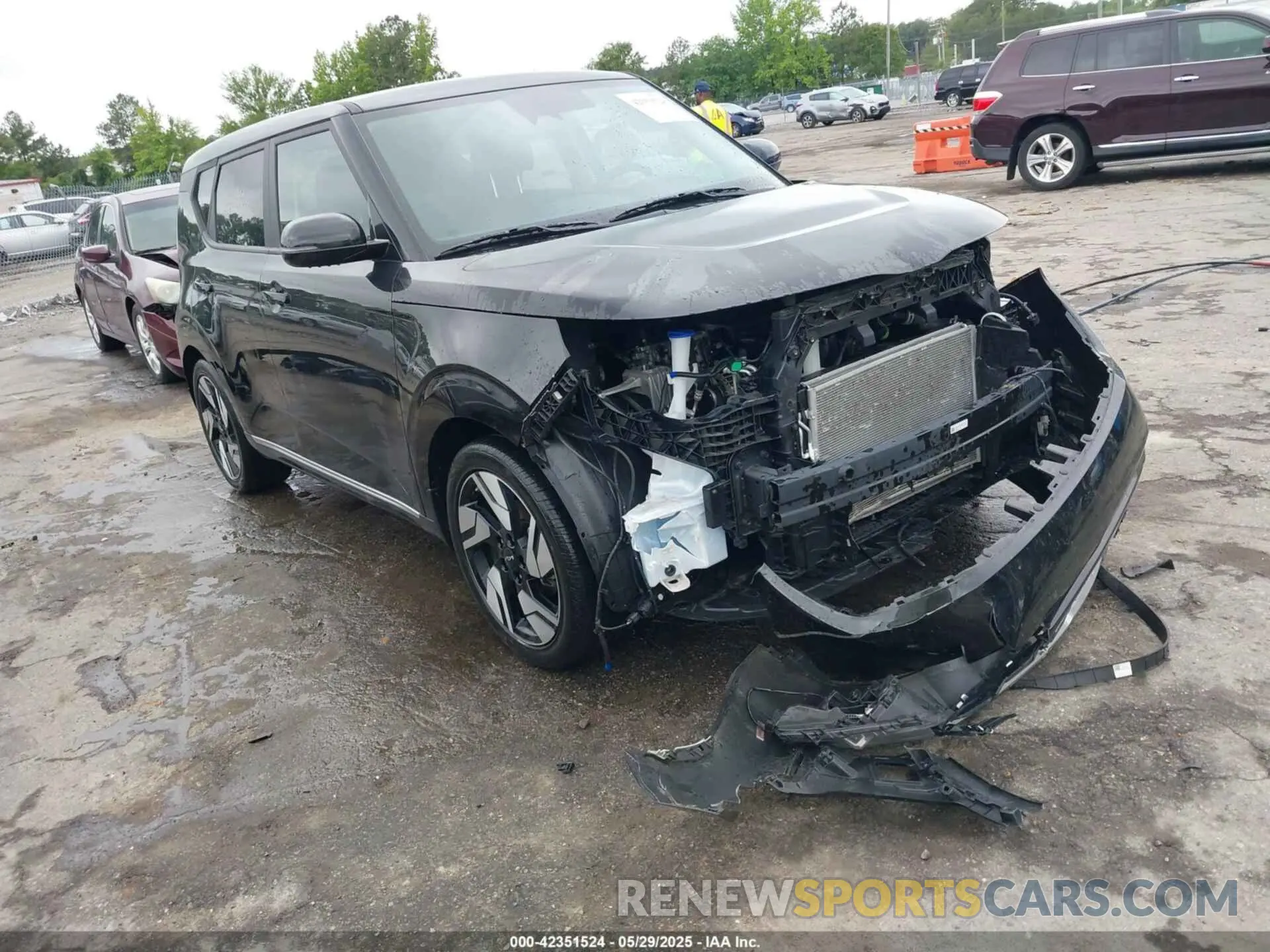1 Photograph of a damaged car KNDJ53AU1R7908549 KIA SOUL 2024
