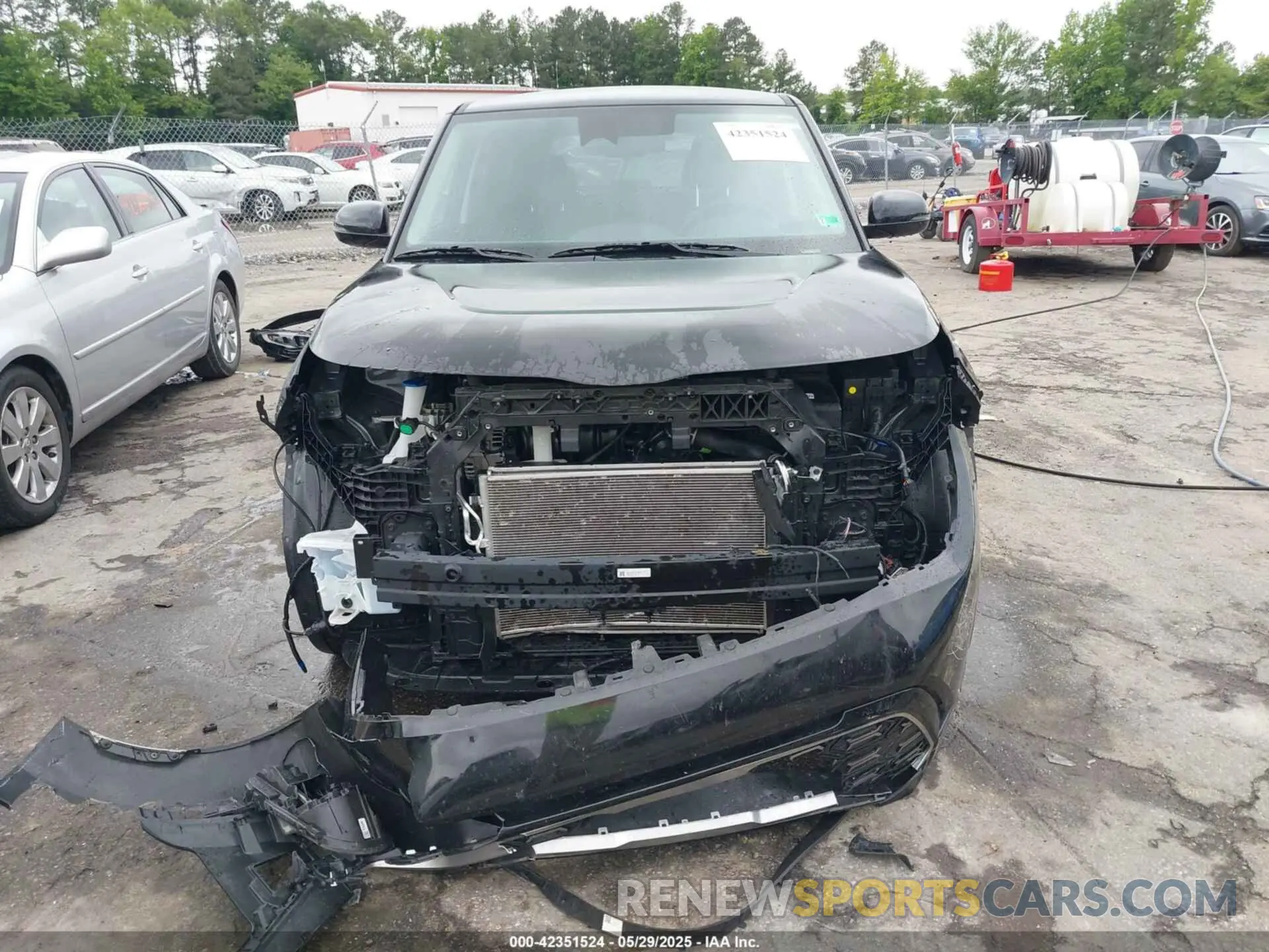 13 Photograph of a damaged car KNDJ53AU1R7908549 KIA SOUL 2024