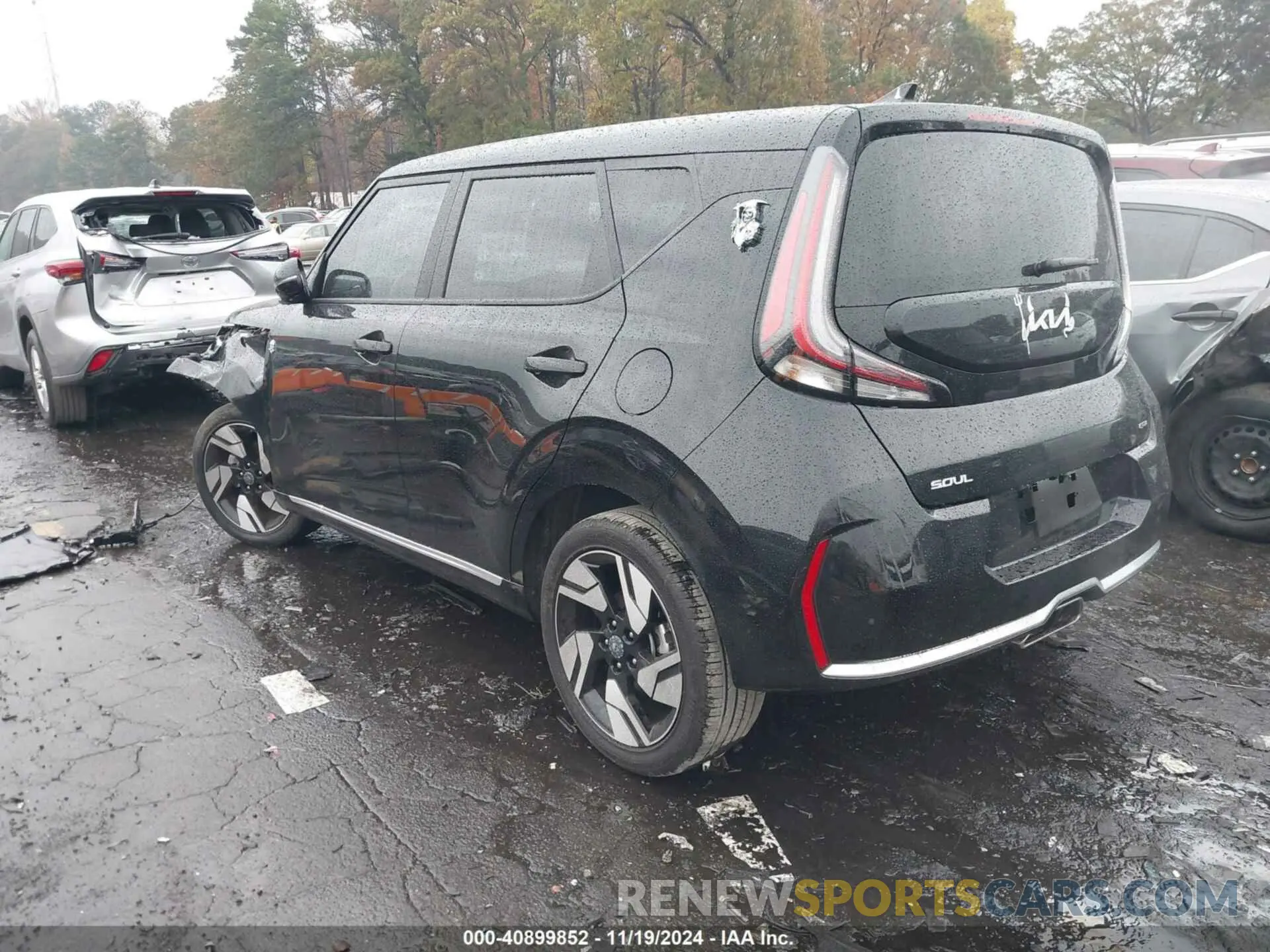 3 Photograph of a damaged car KNDJ53AU7R7237355 KIA SOUL 2024