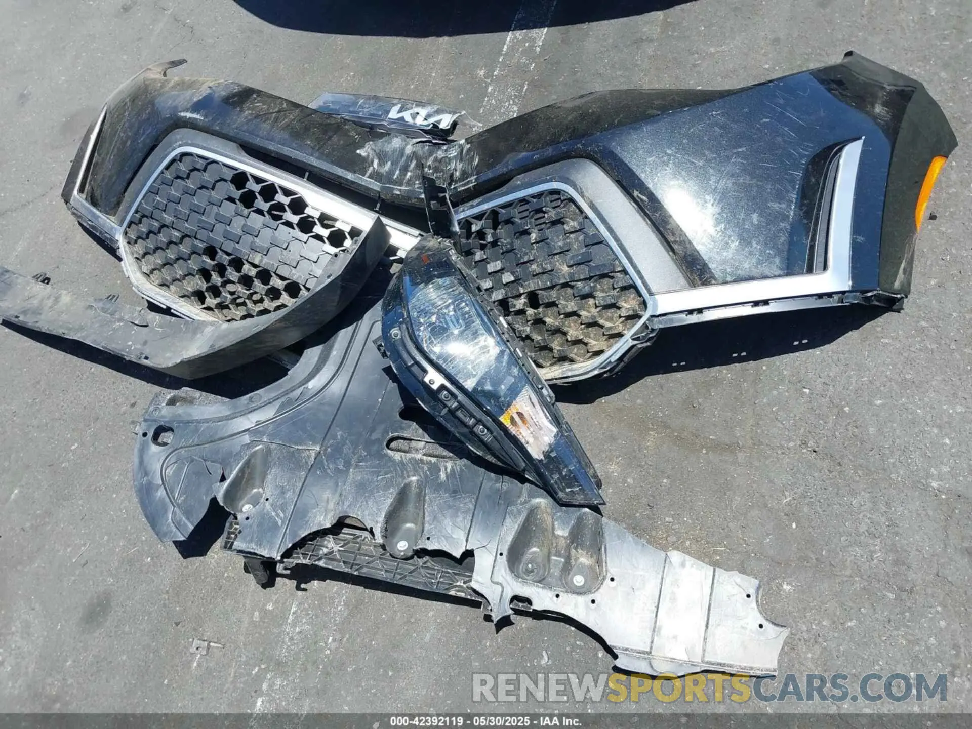 12 Photograph of a damaged car KNDJ23AU0S7925504 KIA SOUL 2025