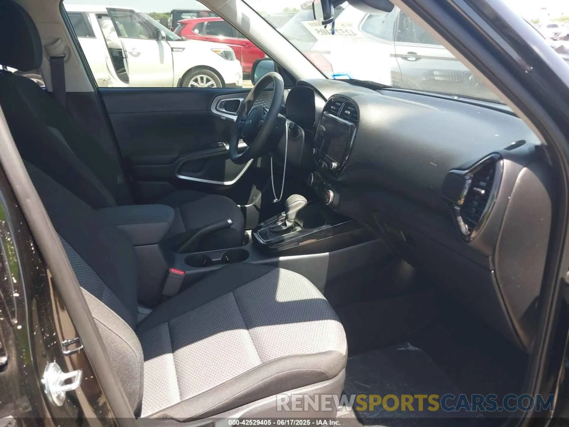 5 Photograph of a damaged car KNDJ23AU2S7934222 KIA SOUL 2025