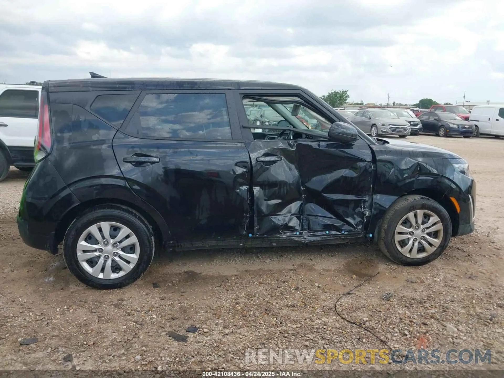 13 Photograph of a damaged car KNDJ23AU5S7249180 KIA SOUL 2025