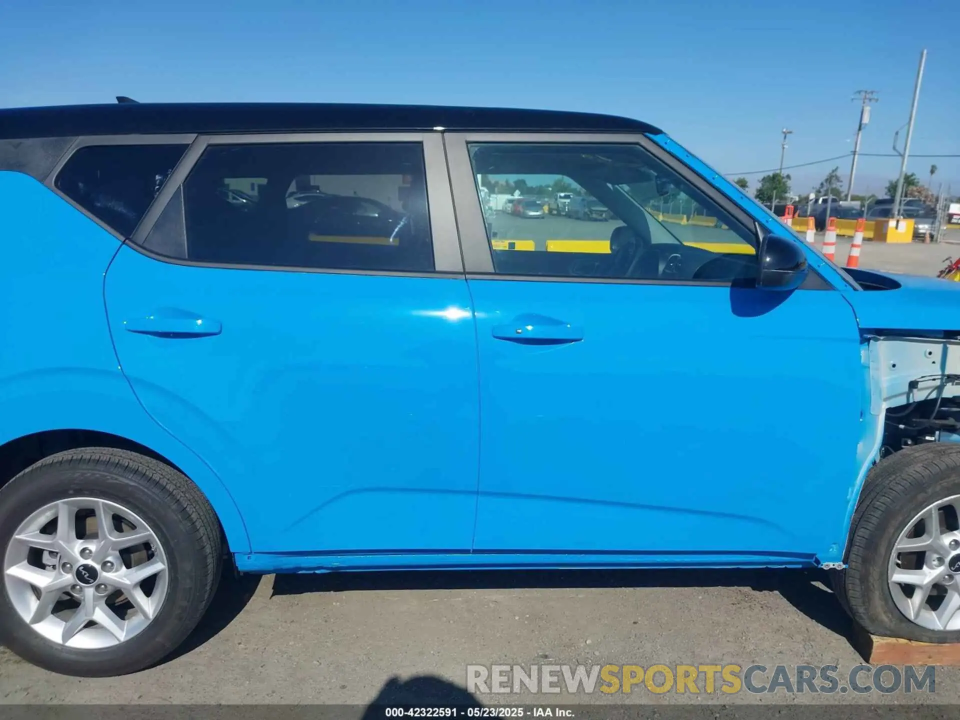 14 Photograph of a damaged car KNDJ23AU5S7250605 KIA SOUL 2025
