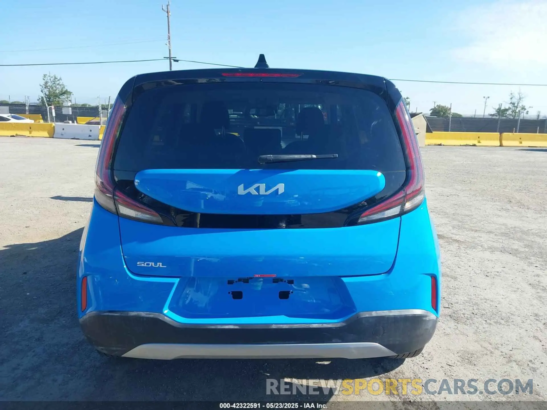 17 Photograph of a damaged car KNDJ23AU5S7250605 KIA SOUL 2025