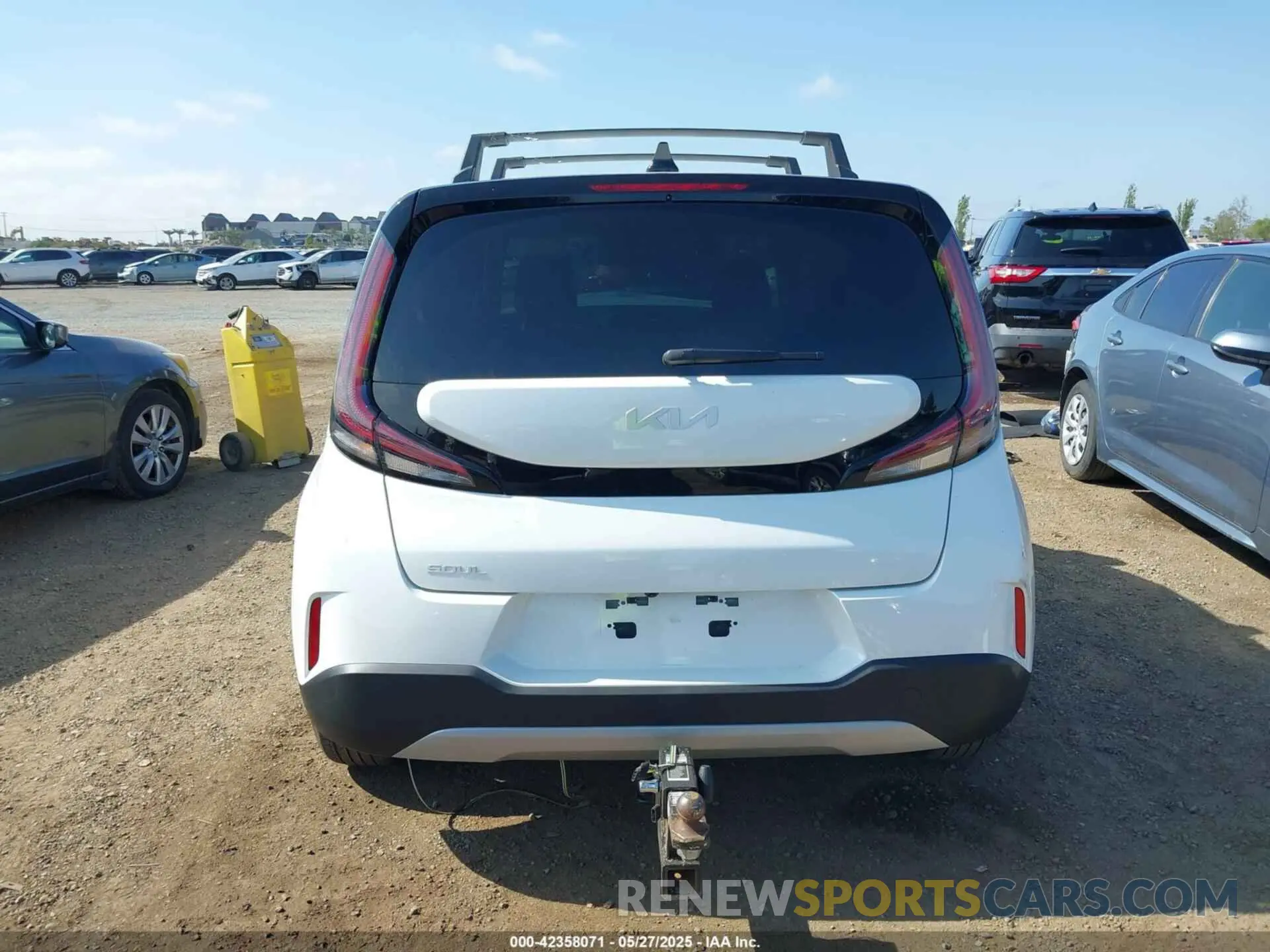 17 Photograph of a damaged car KNDJ23AU5S7933940 KIA SOUL 2025