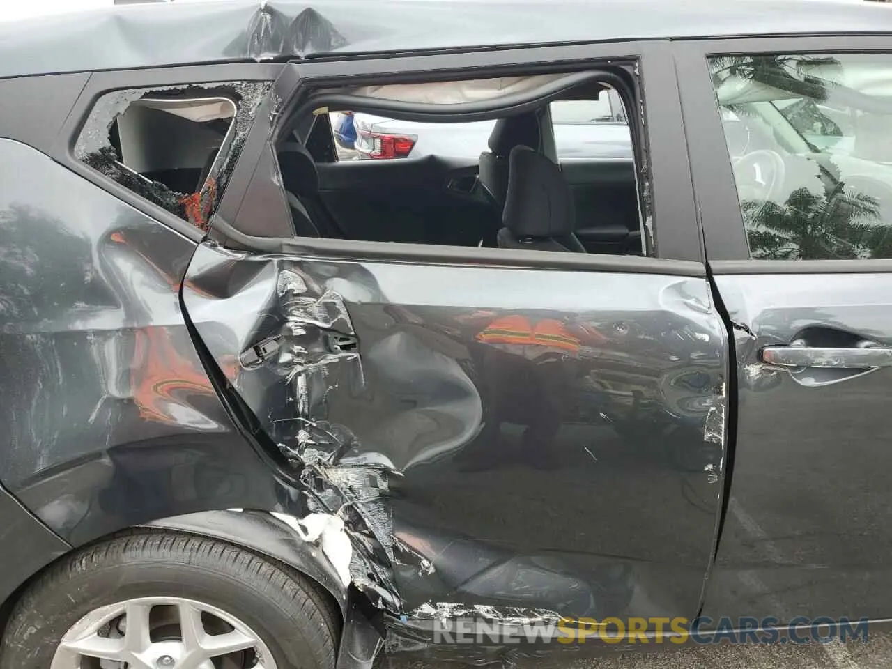 10 Photograph of a damaged car KNDJ23AU6S7257773 KIA SOUL 2025