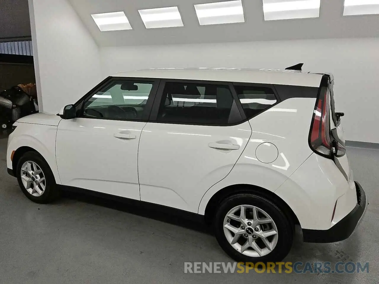 2 Photograph of a damaged car KNDJ23AU6S7932716 KIA SOUL 2025