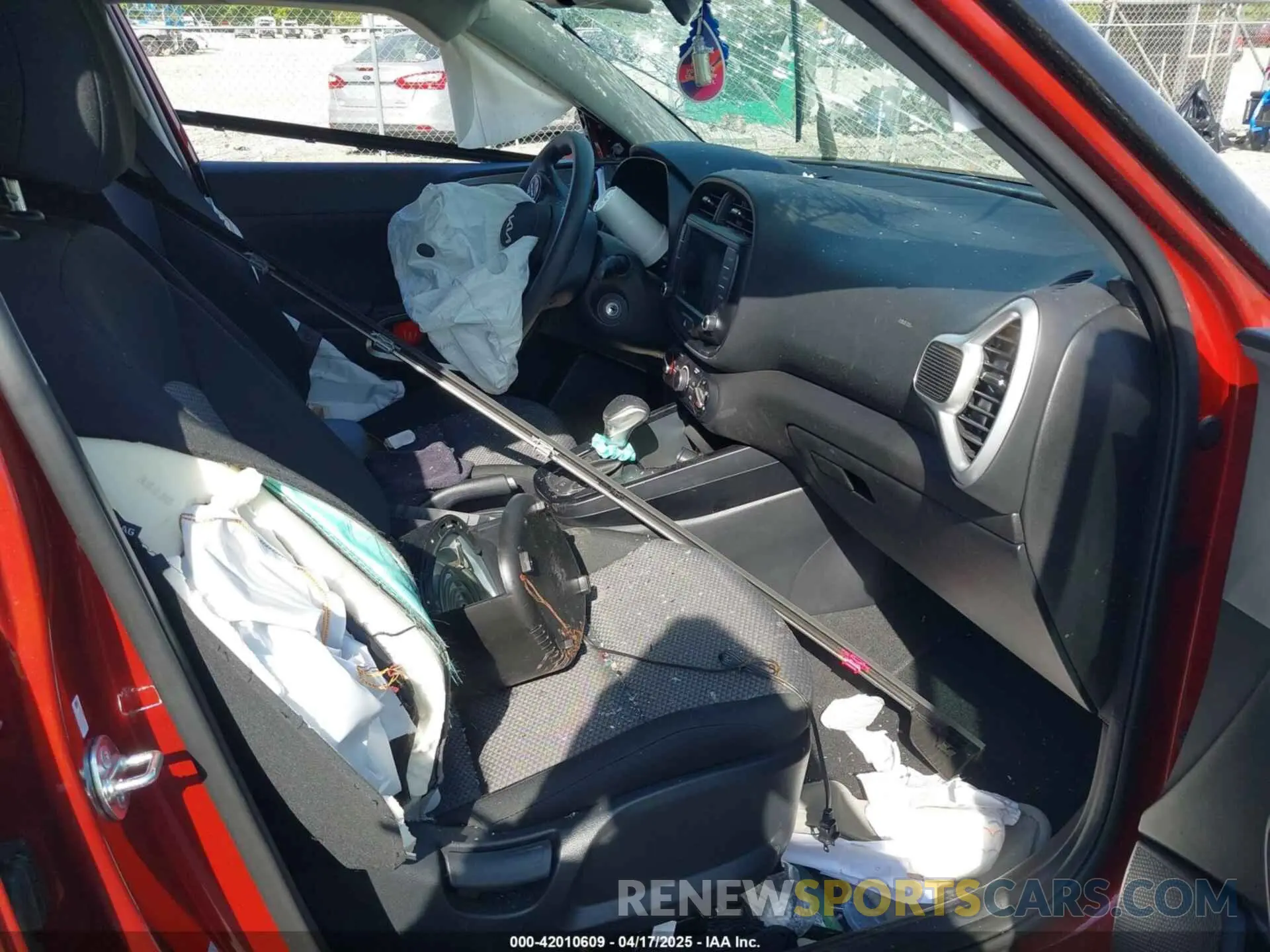 5 Photograph of a damaged car KNDJ23AU9S7256343 KIA SOUL 2025