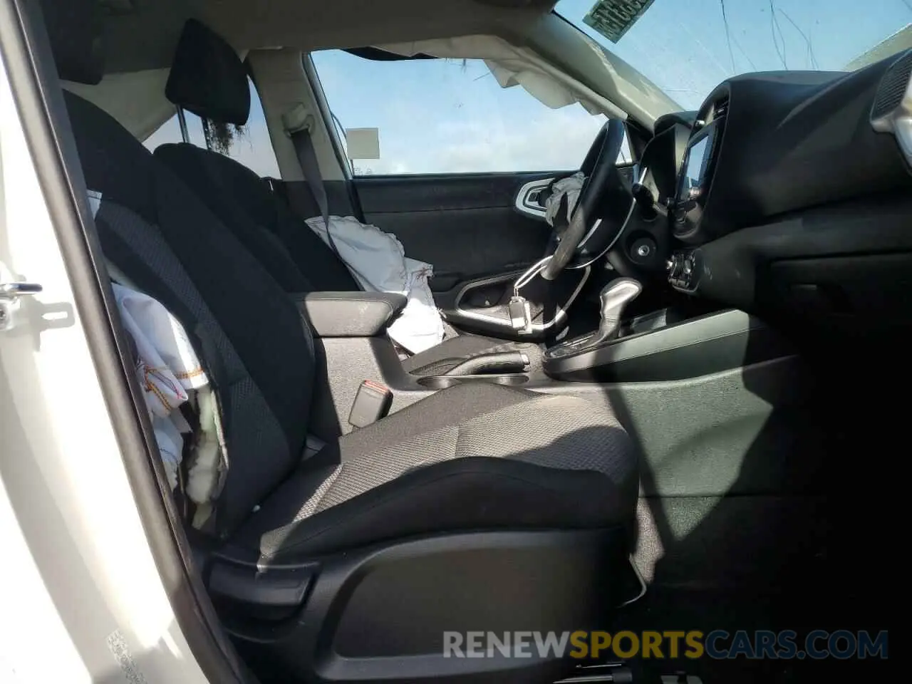 7 Photograph of a damaged car KNDJ23AUXS7940723 KIA SOUL 2025