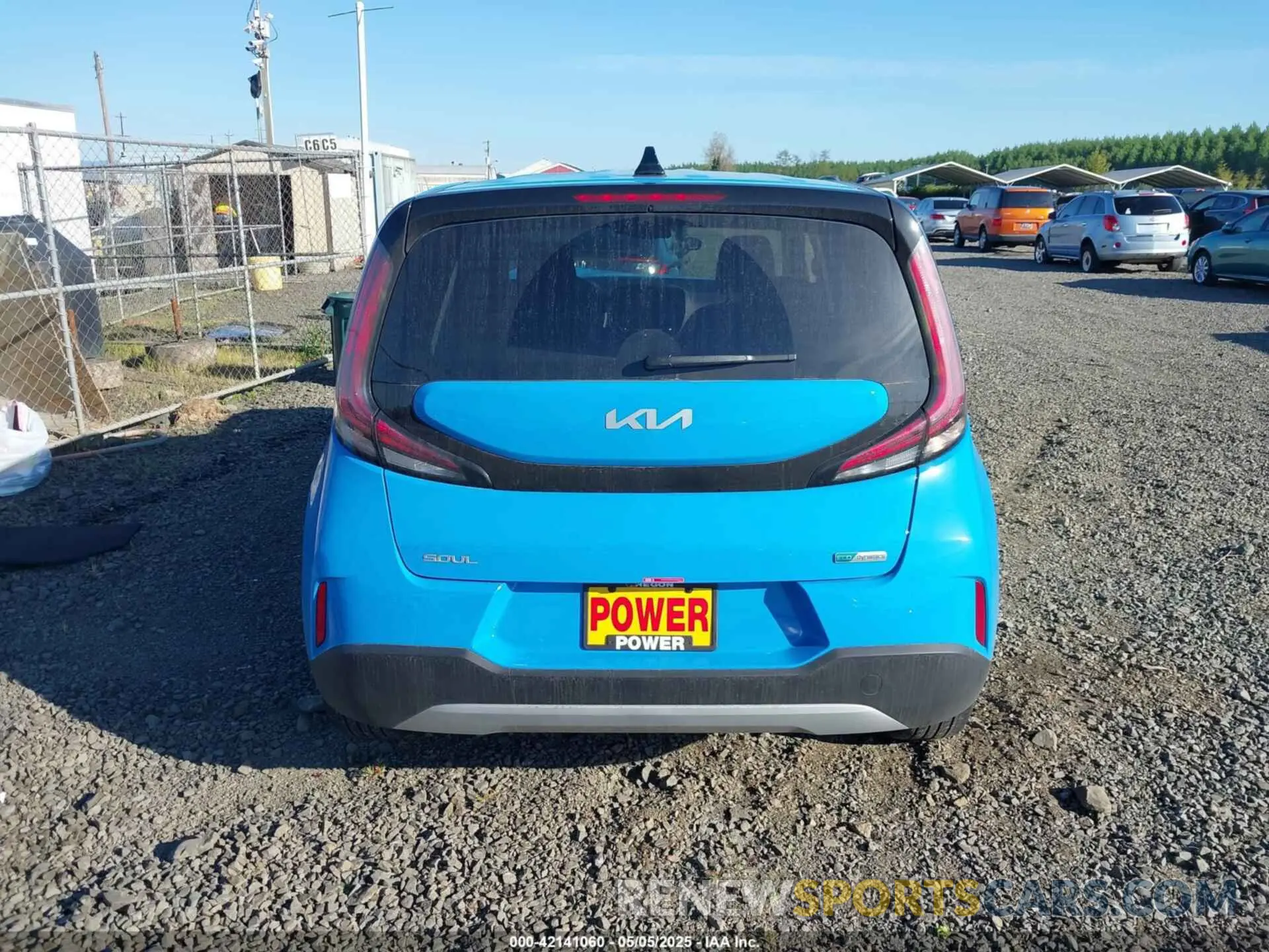 17 Photograph of a damaged car KNDJ33AU3S7259428 KIA SOUL 2025