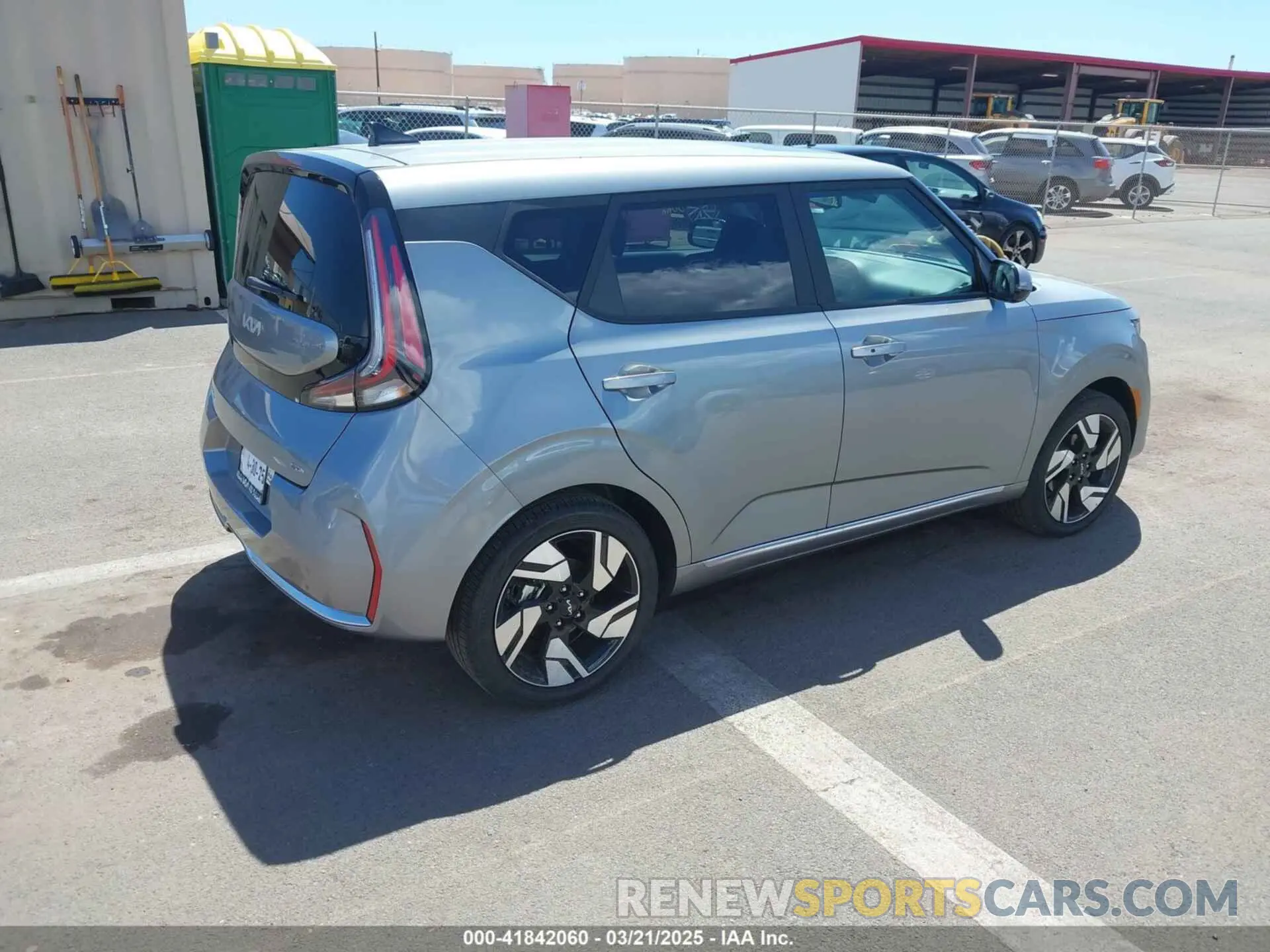 4 Photograph of a damaged car KNDJ53AU7S7925023 KIA SOUL 2025