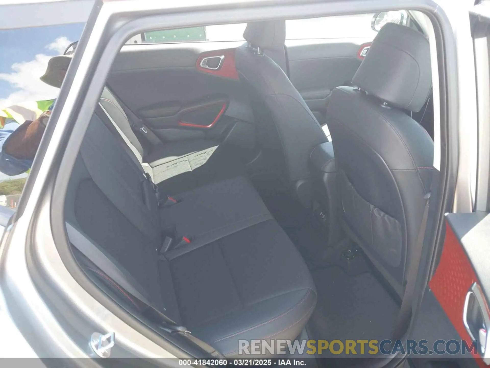 8 Photograph of a damaged car KNDJ53AU7S7925023 KIA SOUL 2025