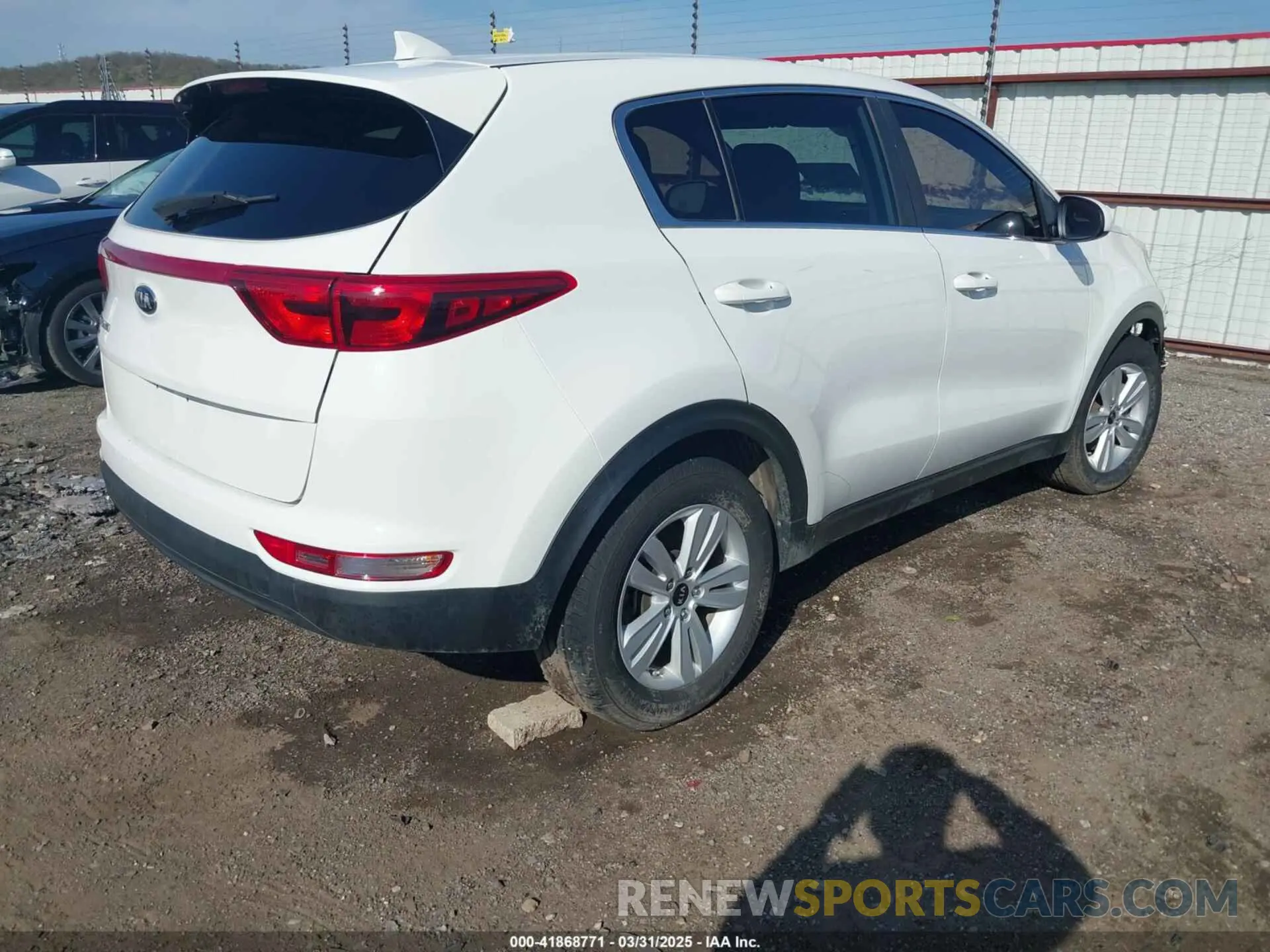4 Photograph of a damaged car KNDPM3AC0K7543064 KIA SPORTAGE 2019