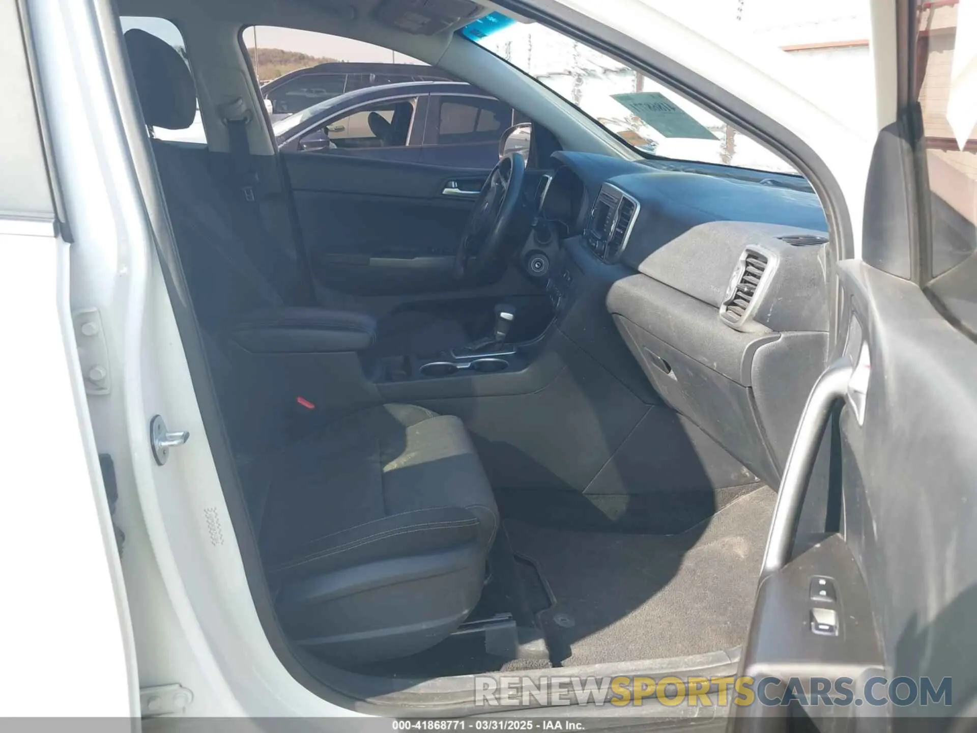 5 Photograph of a damaged car KNDPM3AC0K7543064 KIA SPORTAGE 2019