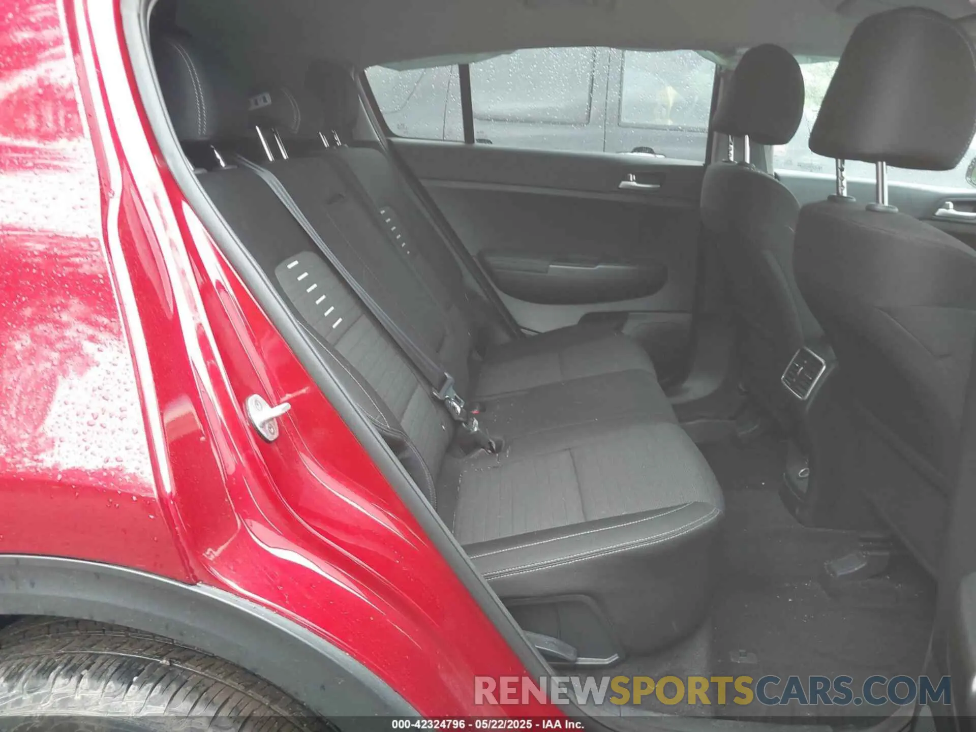 8 Photograph of a damaged car KNDPM3AC0K7548216 KIA SPORTAGE 2019