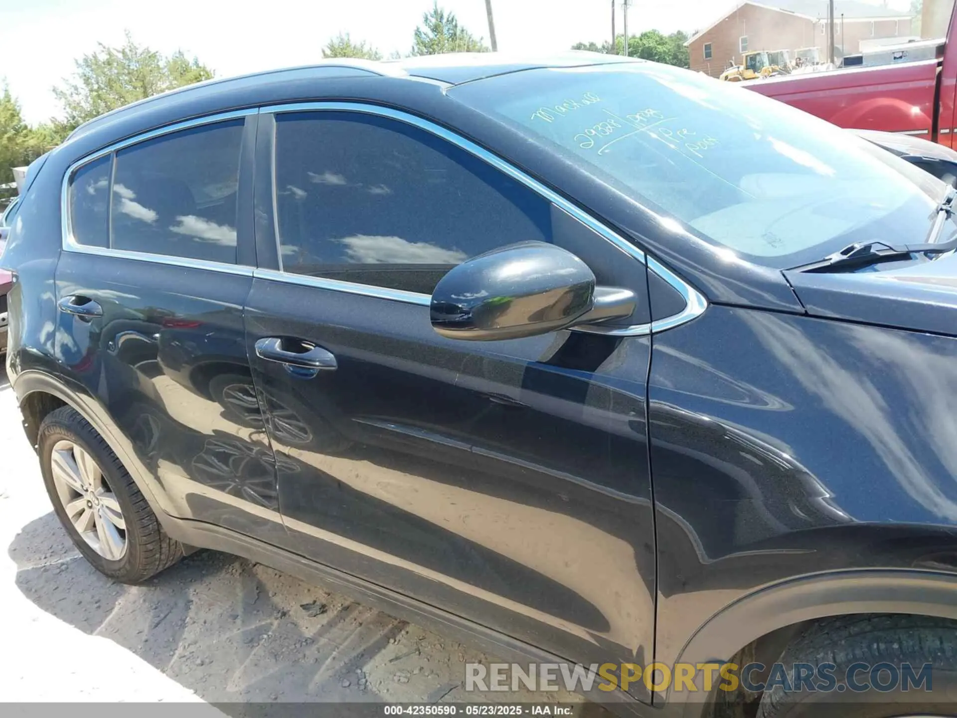 13 Photograph of a damaged car KNDPM3AC1K7526211 KIA SPORTAGE 2019