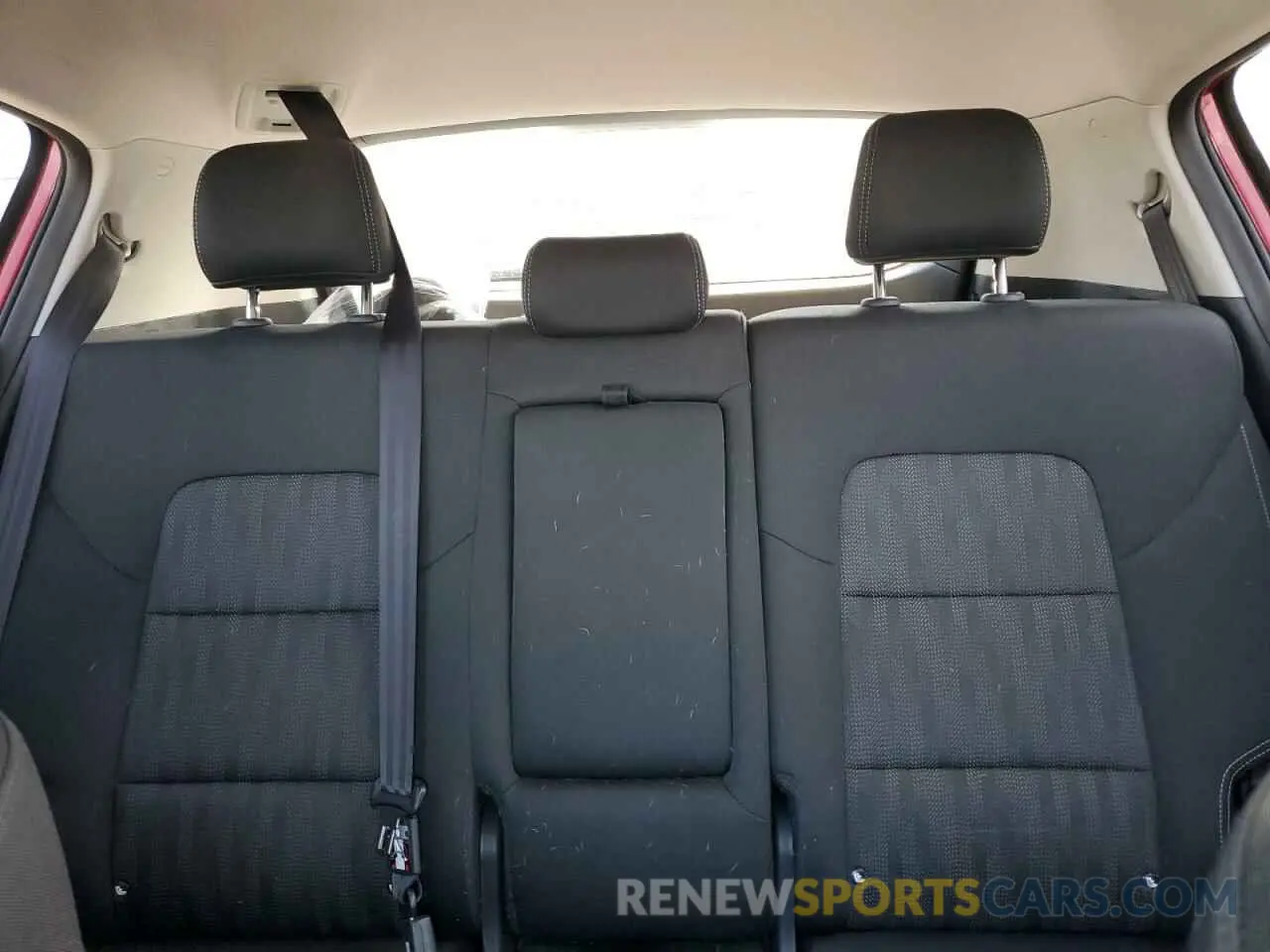10 Photograph of a damaged car KNDPM3AC1K7547544 KIA SPORTAGE 2019