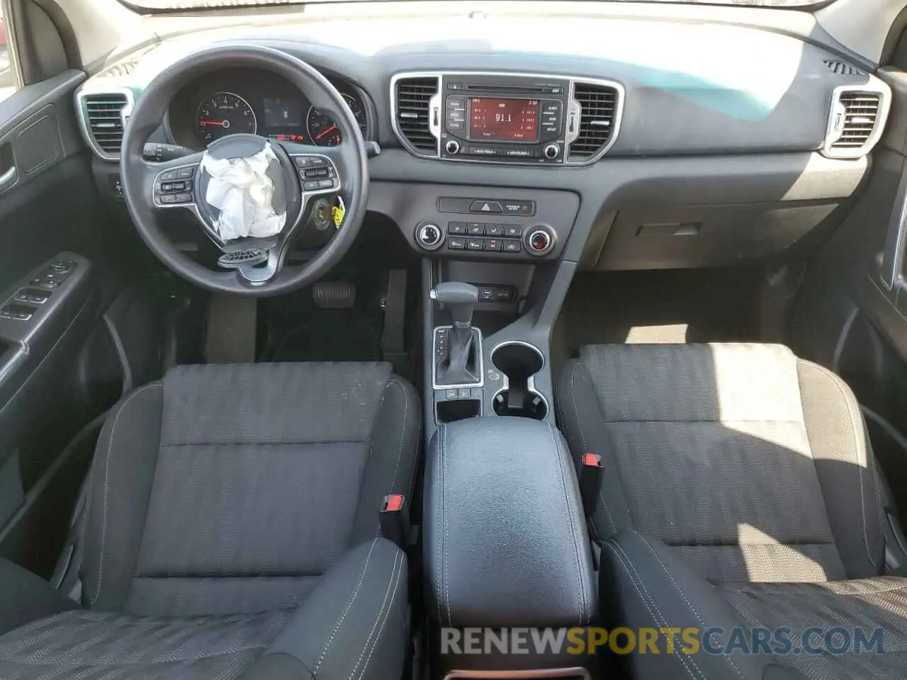 8 Photograph of a damaged car KNDPM3AC1K7547544 KIA SPORTAGE 2019