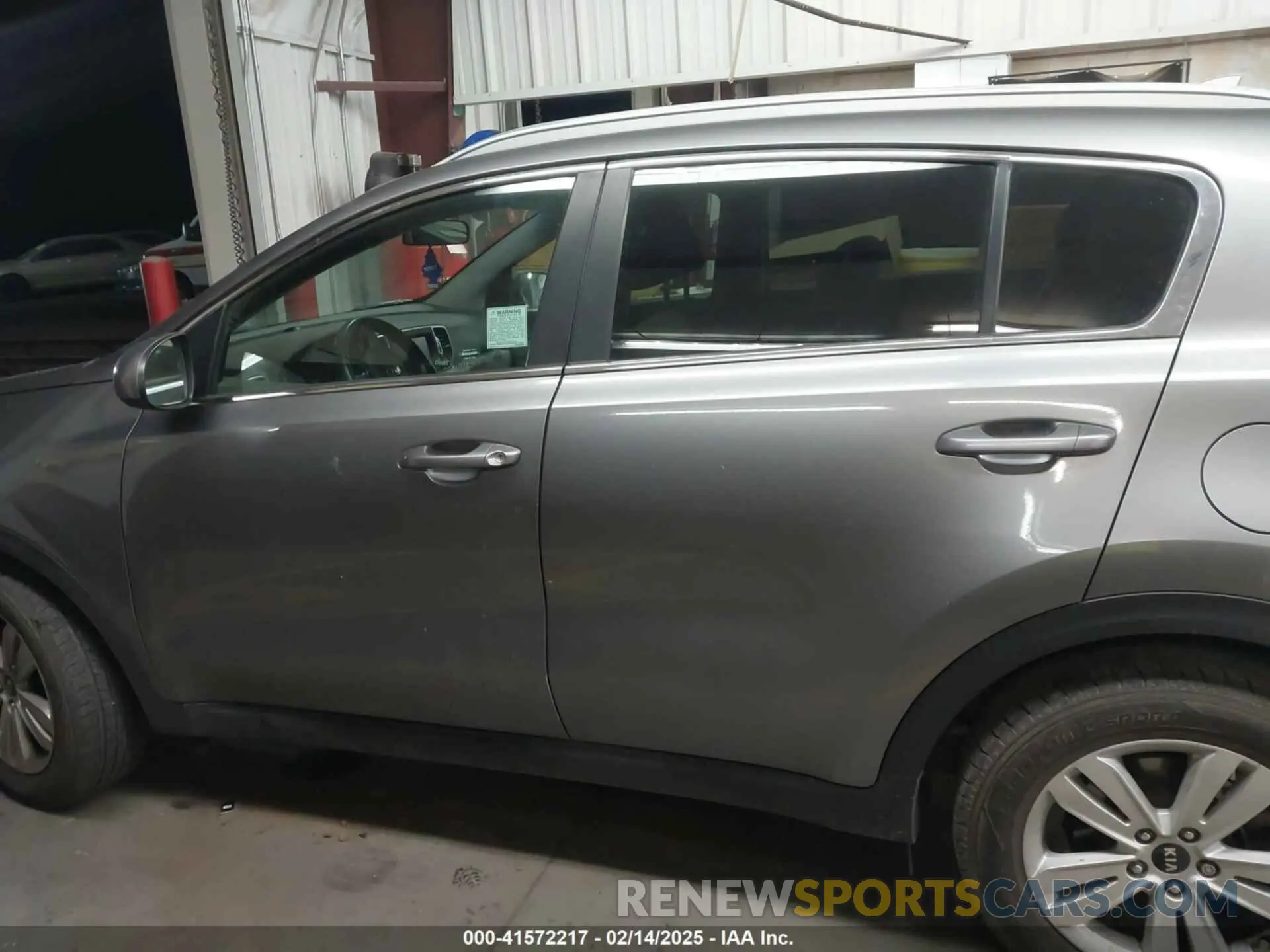 14 Photograph of a damaged car KNDPM3AC1K7559595 KIA SPORTAGE 2019