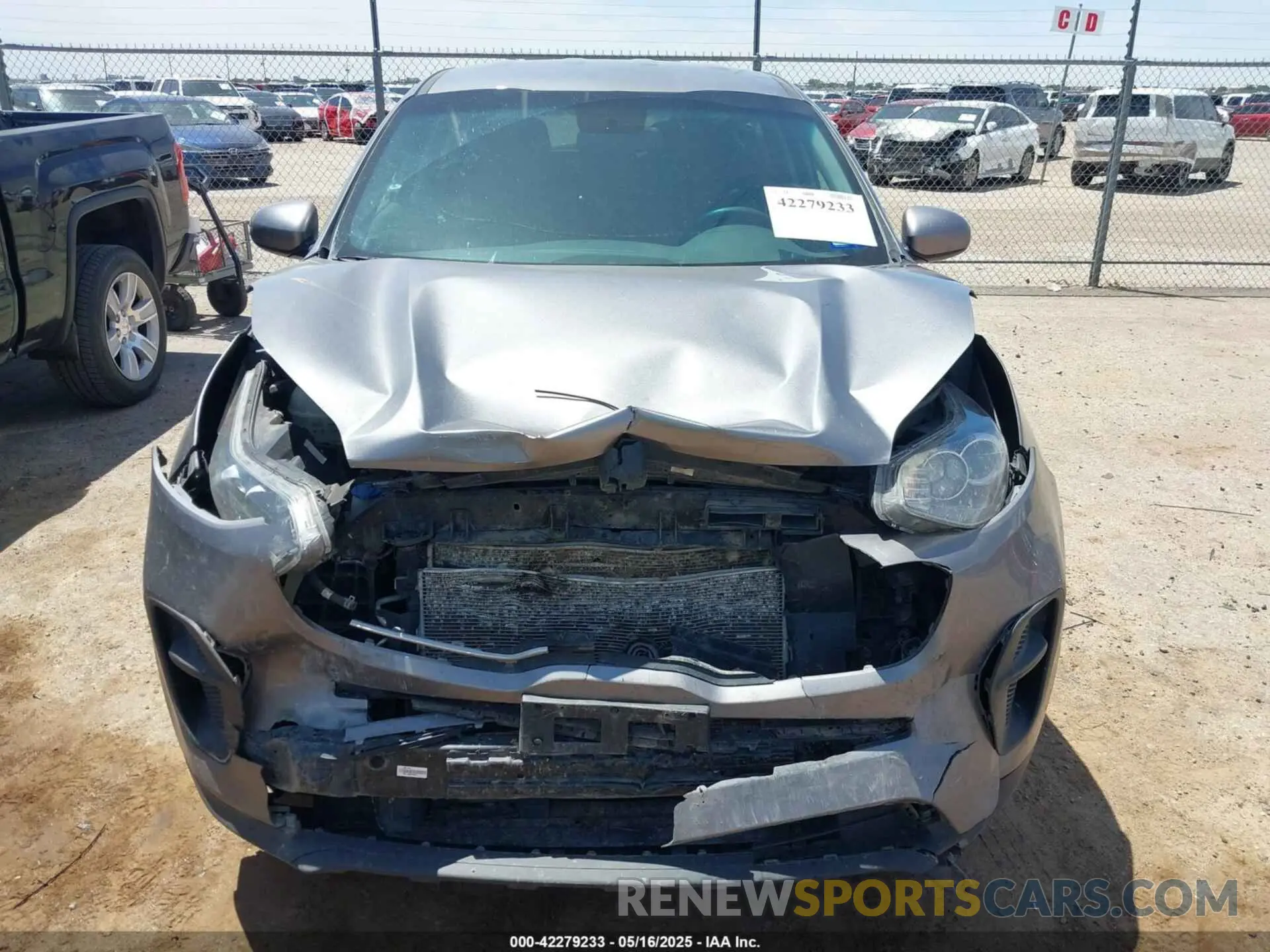 12 Photograph of a damaged car KNDPM3AC1K7560990 KIA SPORTAGE 2019