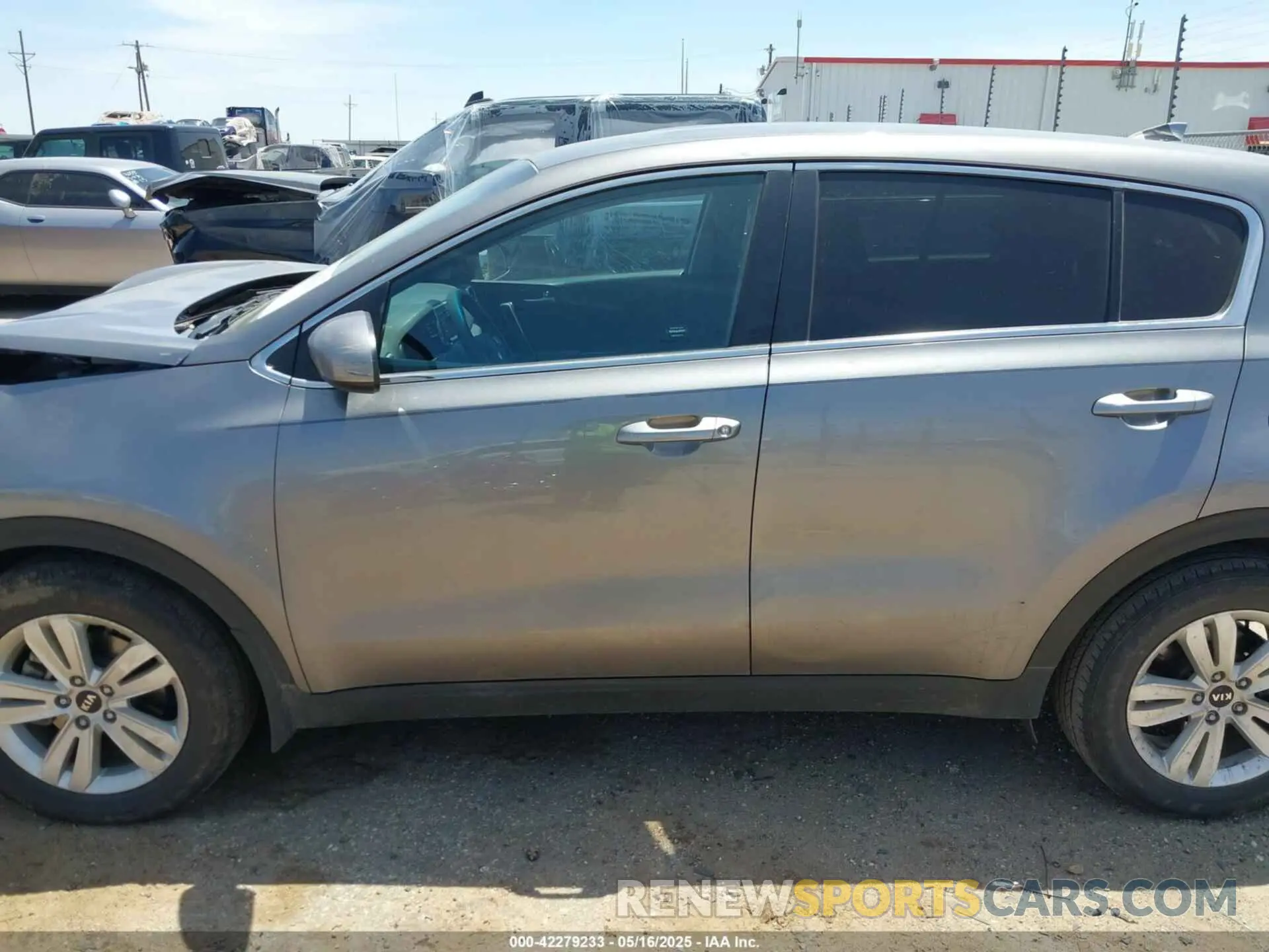 14 Photograph of a damaged car KNDPM3AC1K7560990 KIA SPORTAGE 2019