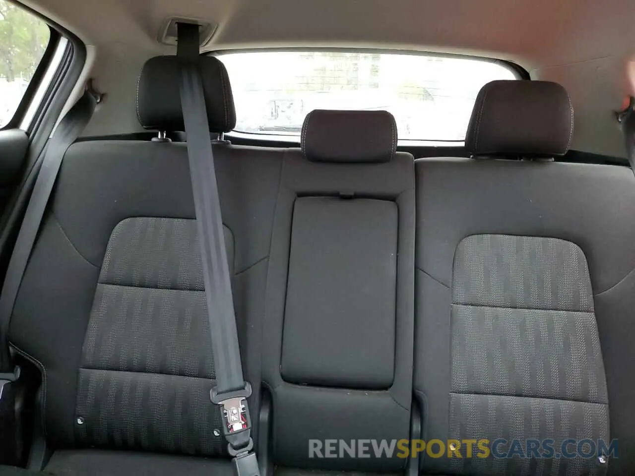 10 Photograph of a damaged car KNDPM3AC1K7590894 KIA SPORTAGE 2019