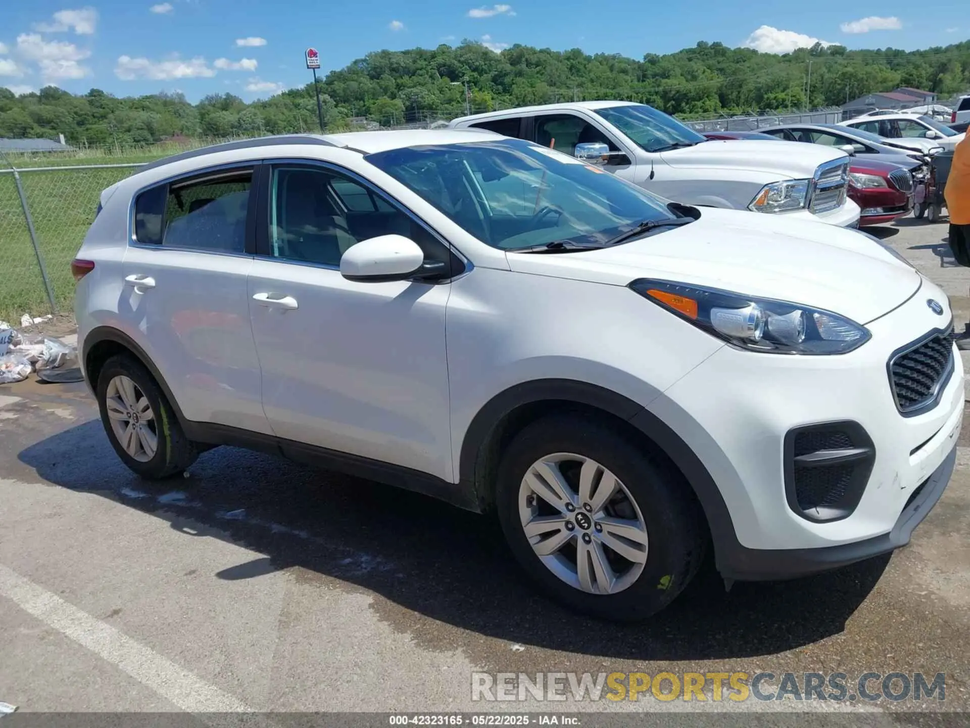 13 Photograph of a damaged car KNDPM3AC2K7607881 KIA SPORTAGE 2019