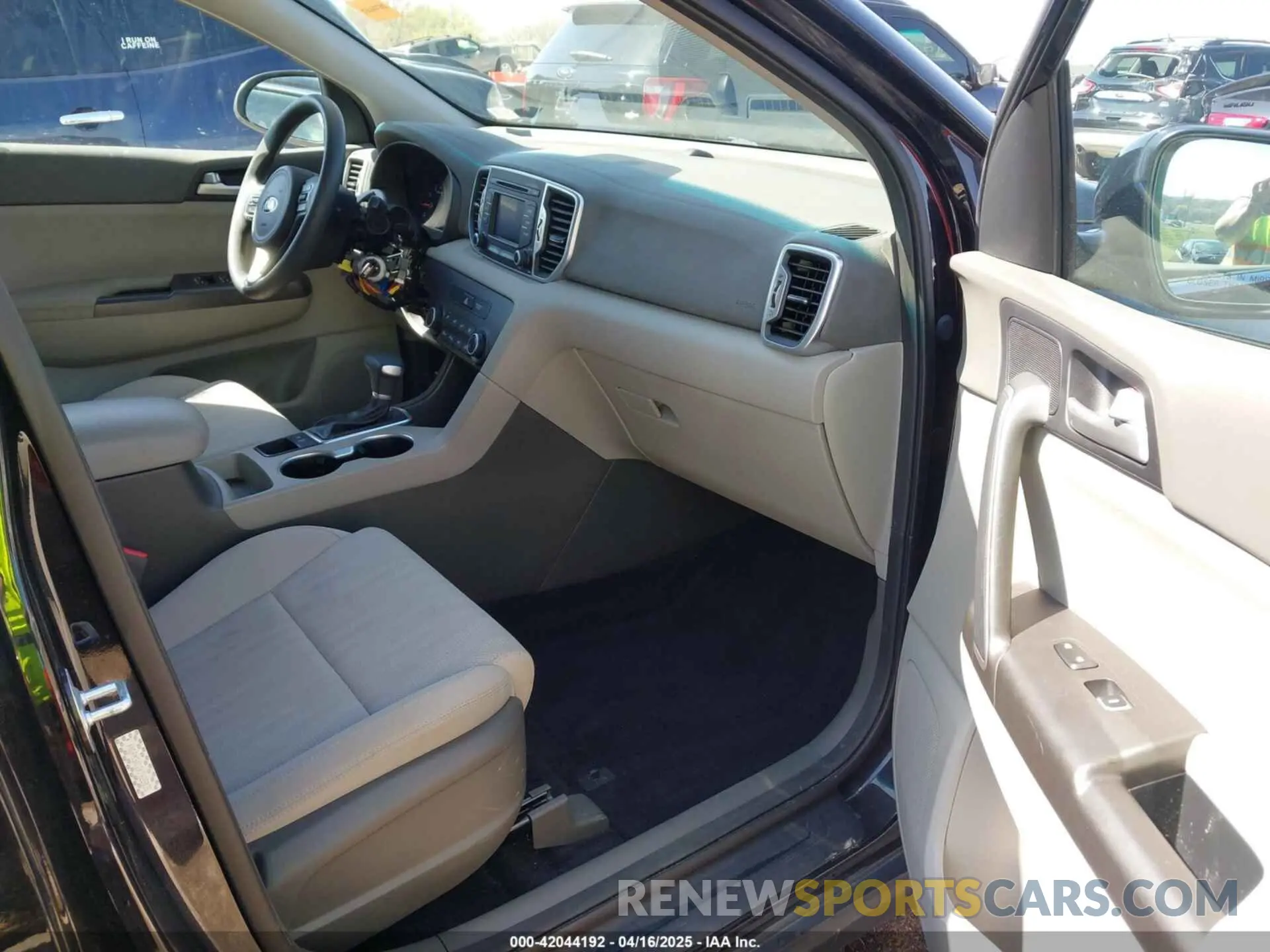 5 Photograph of a damaged car KNDPM3AC2K7628035 KIA SPORTAGE 2019