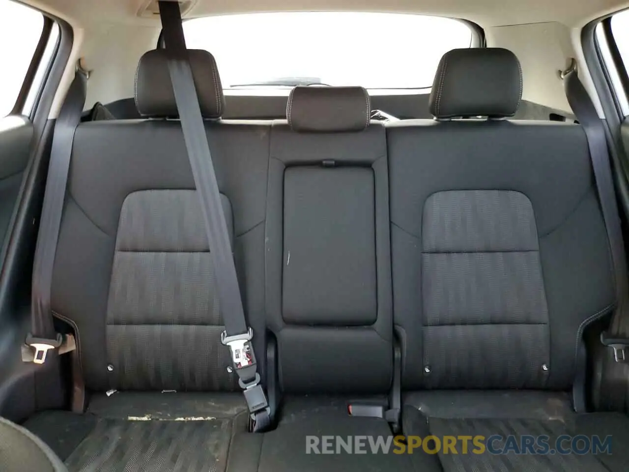 10 Photograph of a damaged car KNDPM3AC3K7623216 KIA SPORTAGE 2019