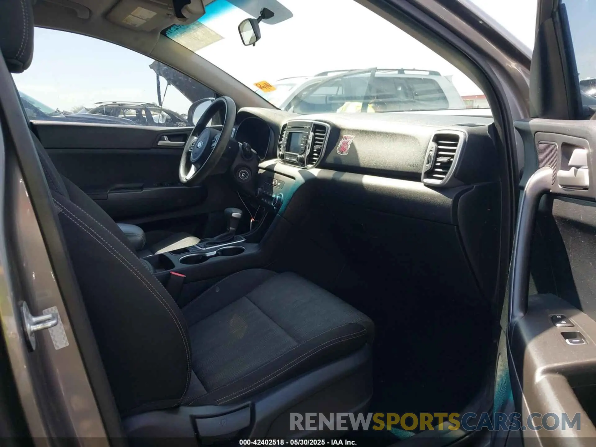 5 Photograph of a damaged car KNDPM3AC4K7539650 KIA SPORTAGE 2019