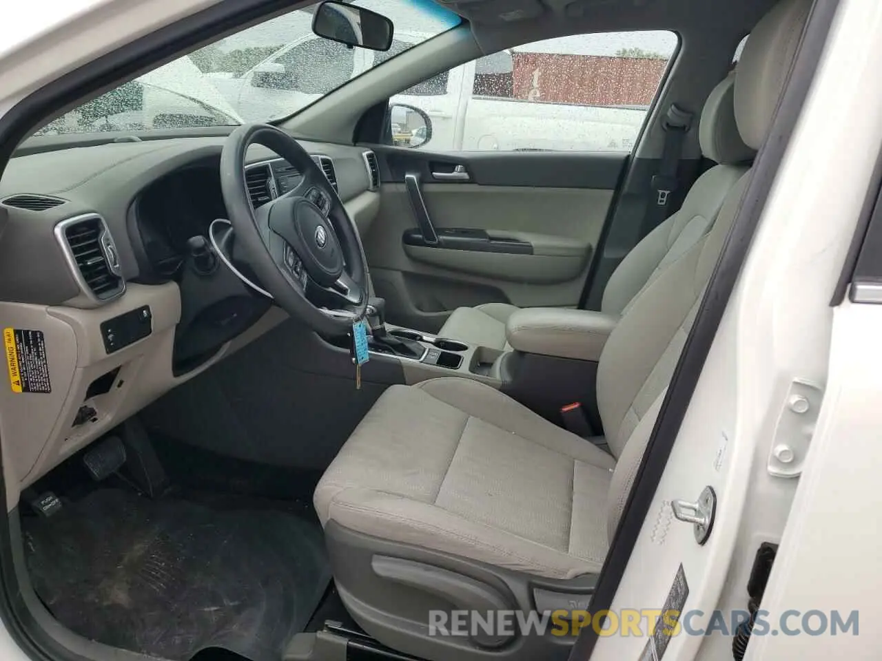 7 Photograph of a damaged car KNDPM3AC4K7572910 KIA SPORTAGE 2019