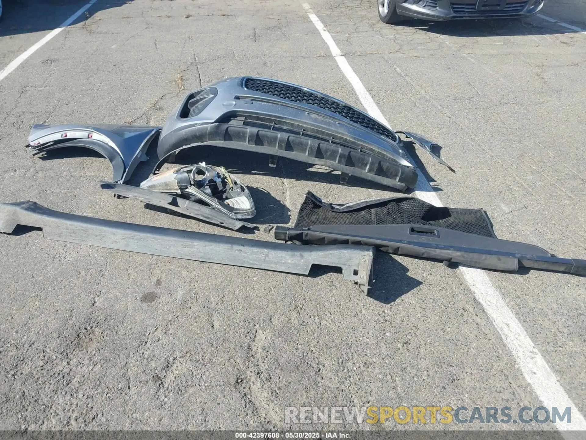 12 Photograph of a damaged car KNDPM3AC4K7593224 KIA SPORTAGE 2019