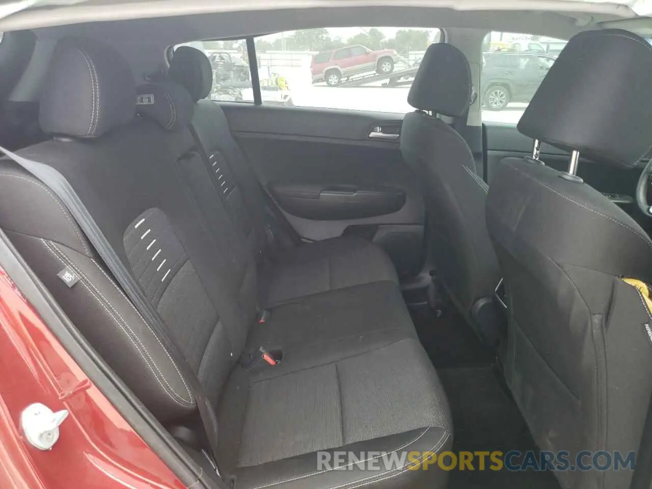 11 Photograph of a damaged car KNDPM3AC4K7612094 KIA SPORTAGE 2019
