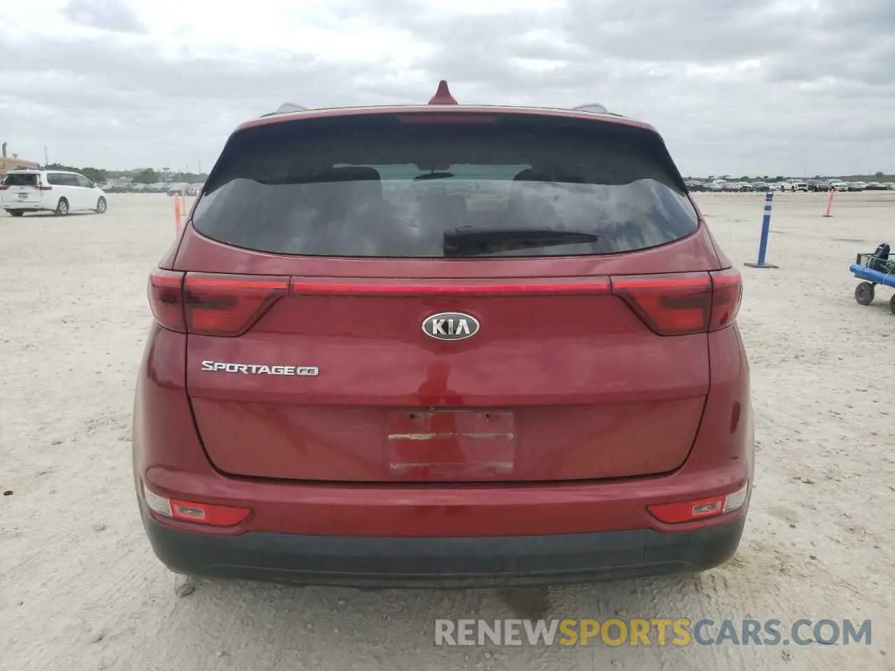 6 Photograph of a damaged car KNDPM3AC4K7612094 KIA SPORTAGE 2019