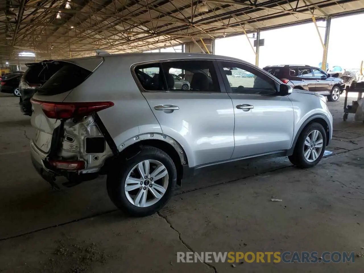 3 Photograph of a damaged car KNDPM3AC5K7527748 KIA SPORTAGE 2019