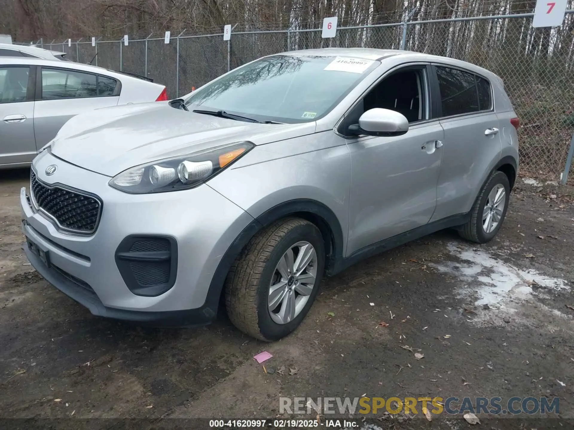 2 Photograph of a damaged car KNDPM3AC5K7567666 KIA SPORTAGE 2019