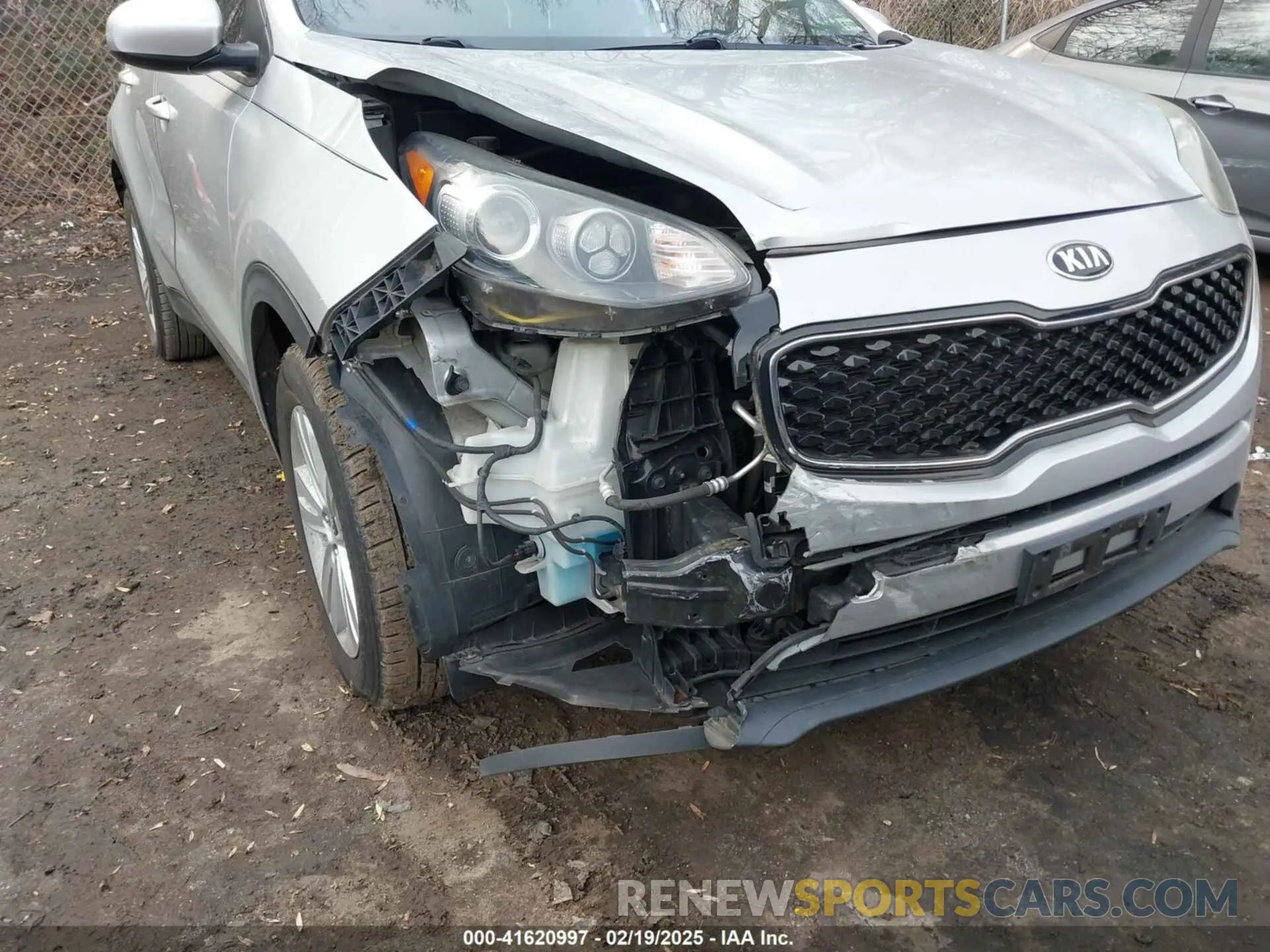 6 Photograph of a damaged car KNDPM3AC5K7567666 KIA SPORTAGE 2019
